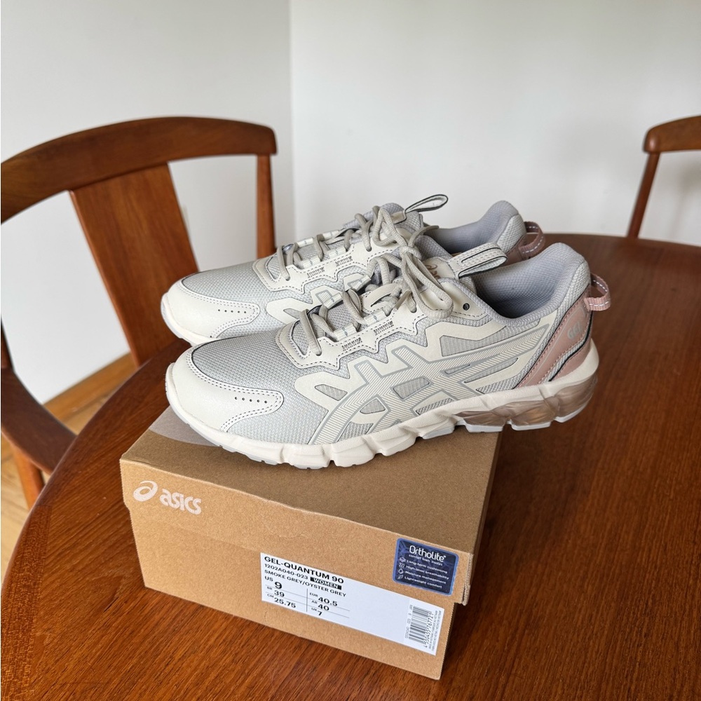 ASICS Gel-Quantum 90 in Cream and Brown